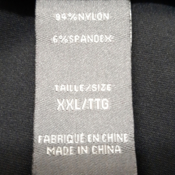 LAST CHANCE - Peek-A-Boo Tank Top - Picture 5 of 6